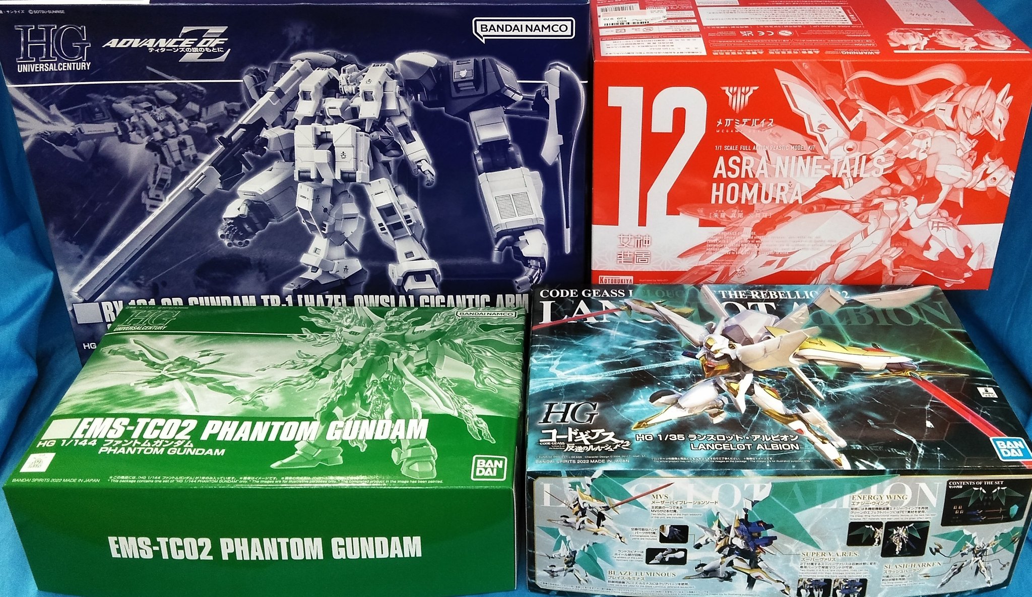 HG『ファントムガンダム』 HG『ガンダムTR-1[ヘイズル・アウスラ]ギガンティック・アーム・ユニット装備』 HG『ランスロット・アルビオン』 1/1『朱羅 九尾 火舞羅』